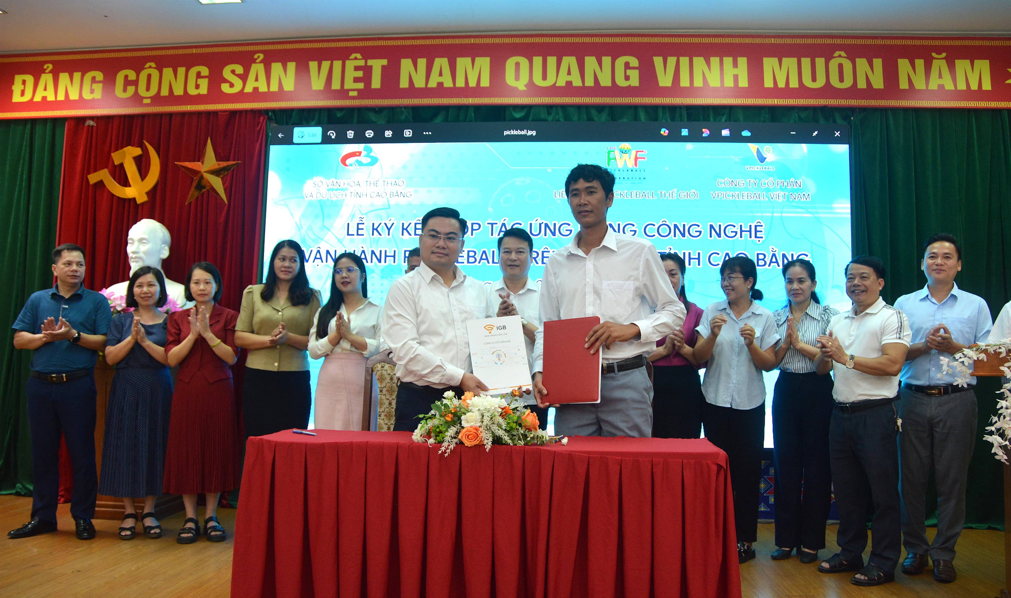 anh tin bai